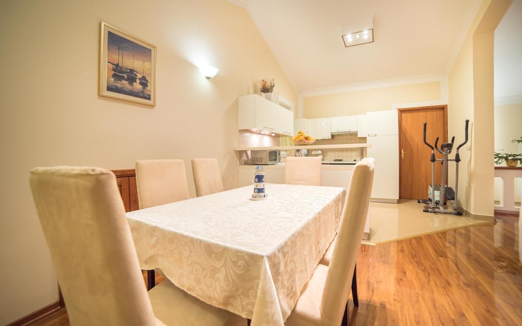 Captain'S Apartment Barbat na Rabu Ngoại thất bức ảnh